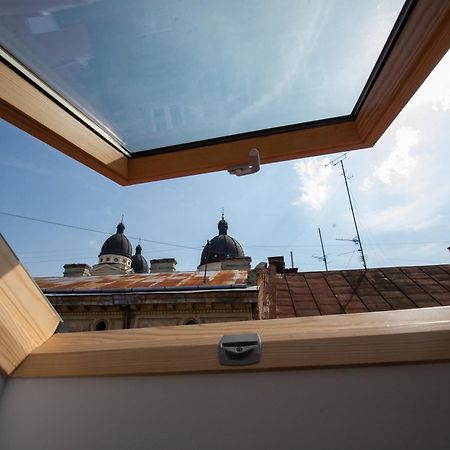Apart Yaroslava Osmomysla 9 Square - City Center Lwów Zewnętrze zdjęcie