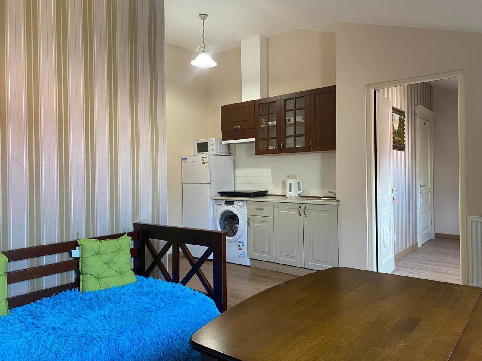 Apart Yaroslava Osmomysla 9 Square - City Center Lwów Zewnętrze zdjęcie