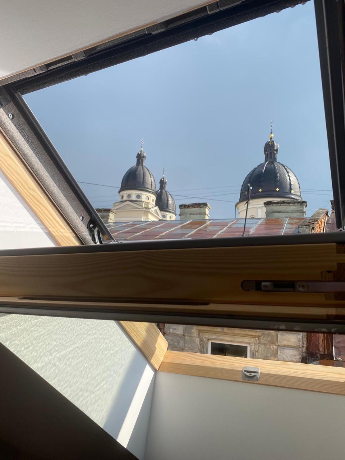 Apart Yaroslava Osmomysla 9 Square - City Center Lwów Zewnętrze zdjęcie
