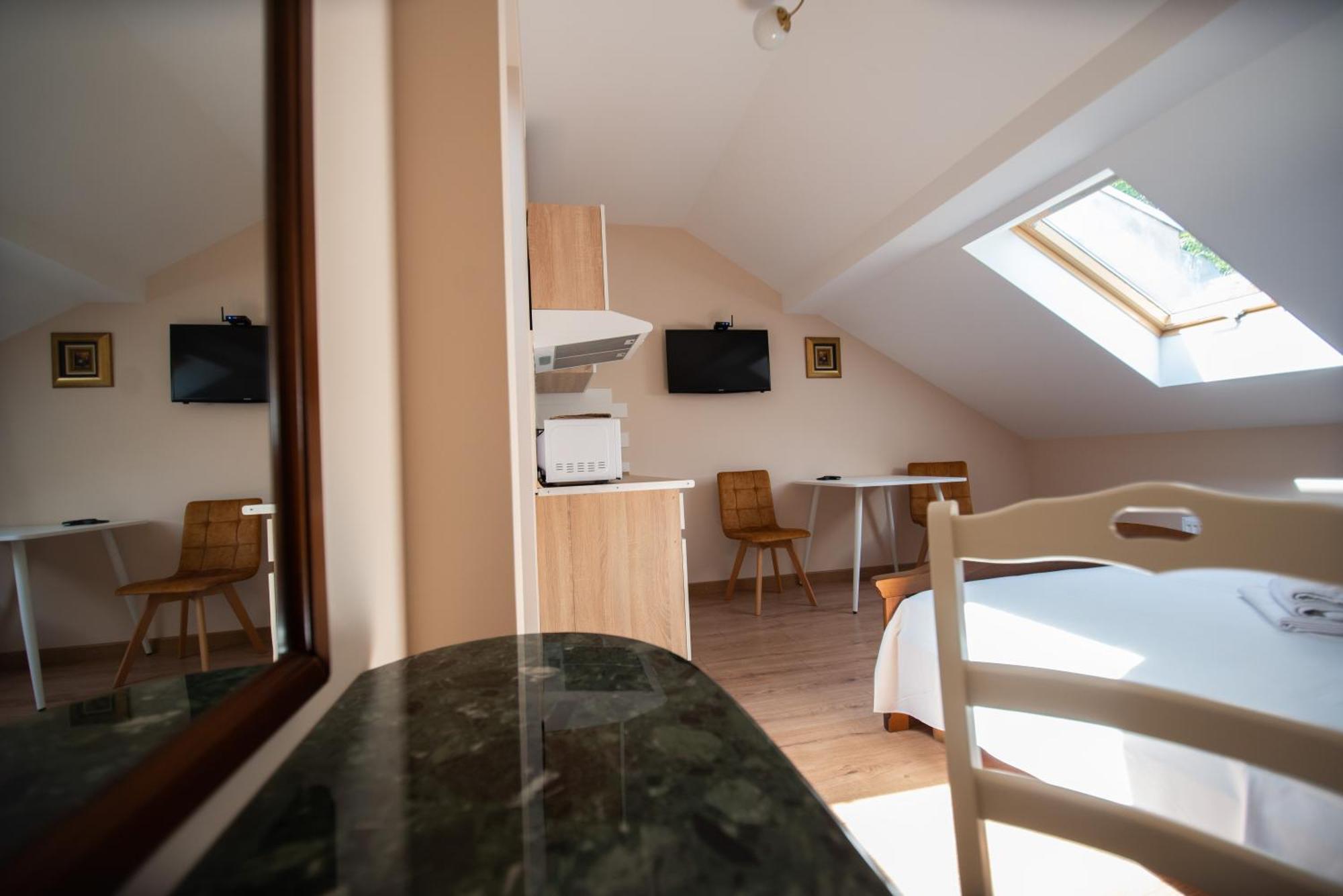 Apart Yaroslava Osmomysla 9 Square - City Center Lwów Pokój zdjęcie
