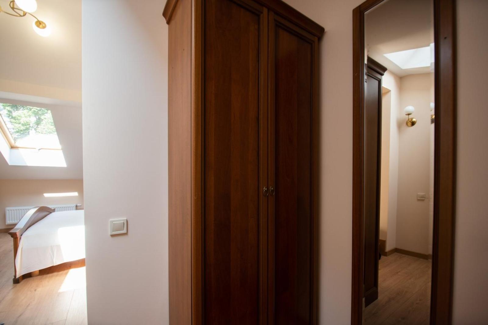 Apart Yaroslava Osmomysla 9 Square - City Center Lwów Pokój zdjęcie