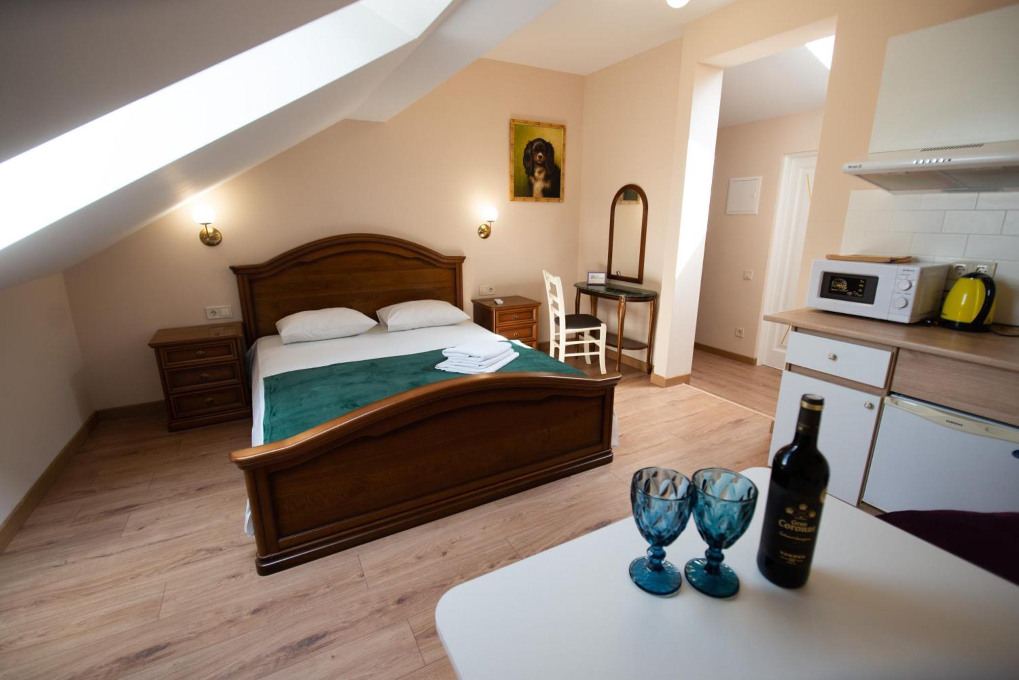 Apart Yaroslava Osmomysla 9 Square - City Center Lwów Pokój zdjęcie